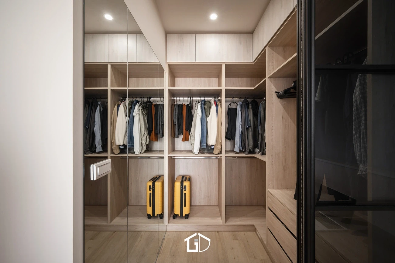 劃分獨立的更衣空間，讓生活更簡單