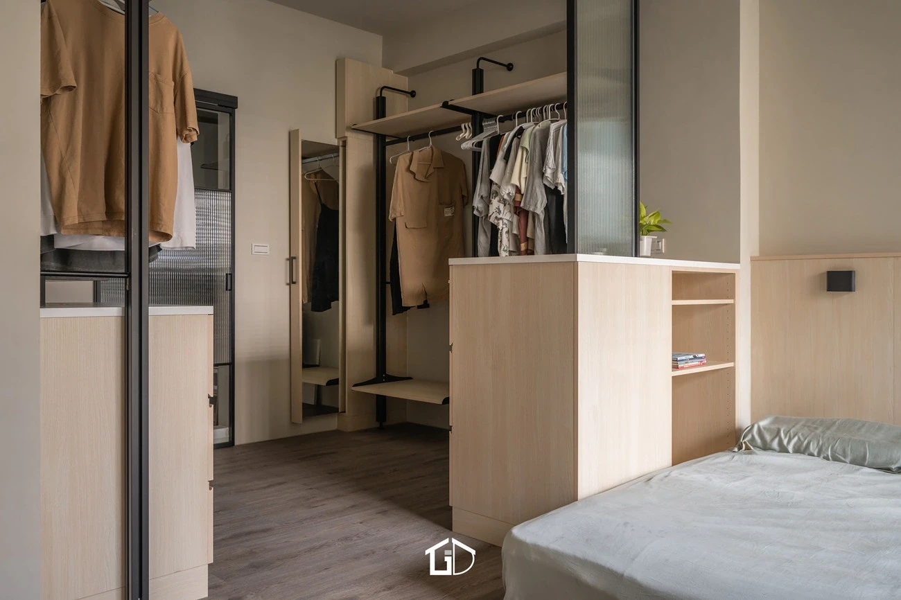 劃分獨立的更衣空間，讓生活更簡單