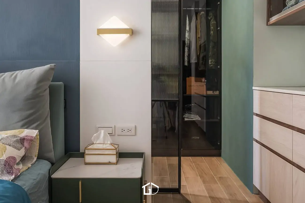 劃分獨立的更衣空間，讓生活更簡單