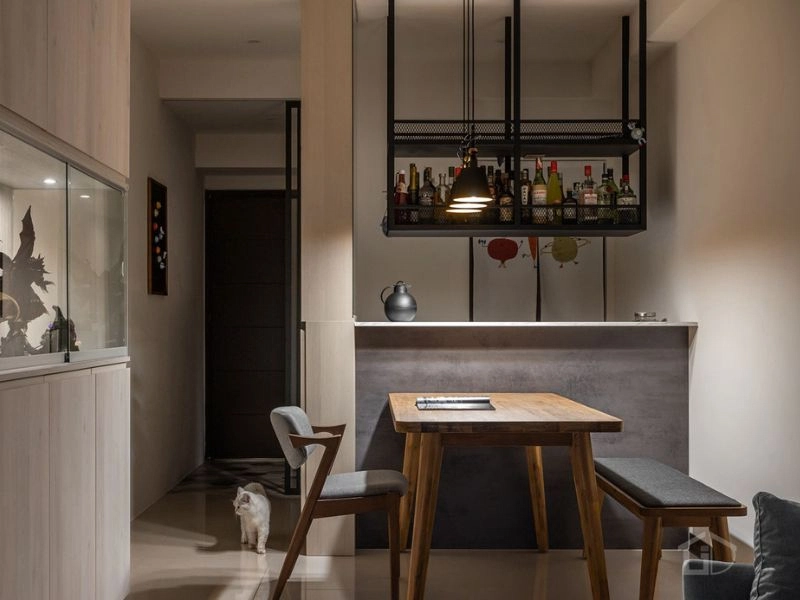 島吧倒吊鐵件-藕喻