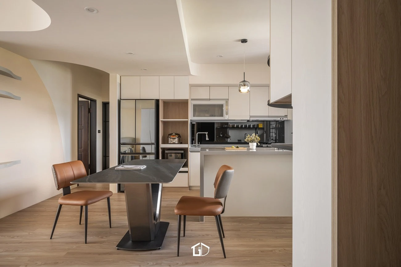 天花板設計秘訣:不壓迫的空間最舒適 天花板設計秘訣:不壓迫的空間最舒適