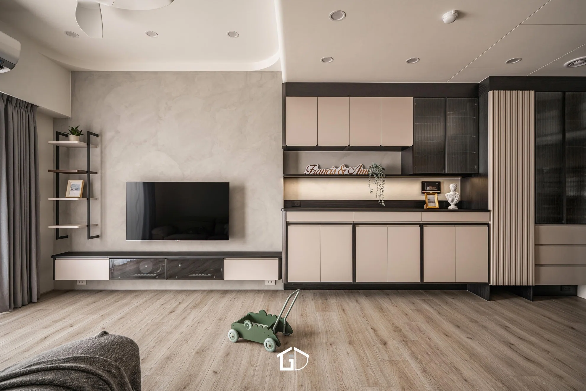 天花板設計秘訣:不壓迫的空間最舒適 天花板設計秘訣:不壓迫的空間最舒適