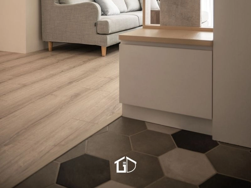 室內設計落塵區工法-異材質磁磚與木地板無縫拼接細節
