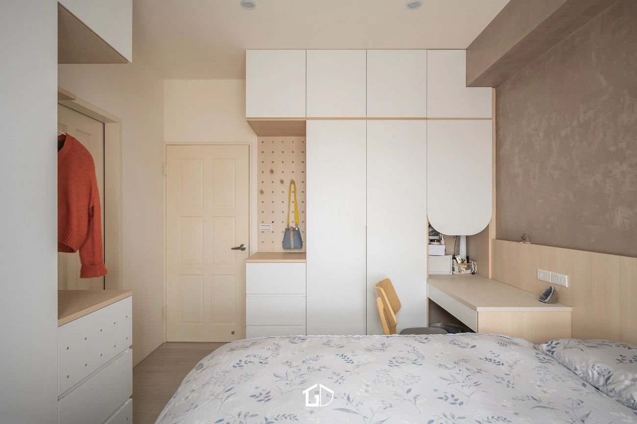 衣櫃門片要選推拉門還是開門?設計師給你6個判斷標準 衣櫃門片要選推拉門還是開門?設計師給你6個判斷標準